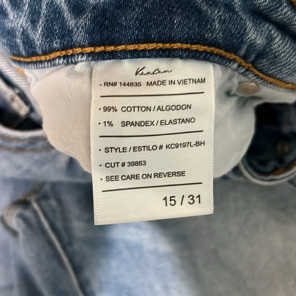 Women’s Juniors 15/31 Kancan Jeans Disstressed light wash - Picture 3 of 6